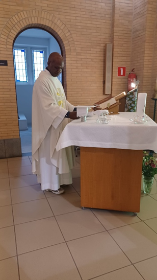 La messe fut célébrée par l’Abbé Achille